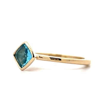 1.09 Square Cut Blue Topaz in 14k Yellow Gold