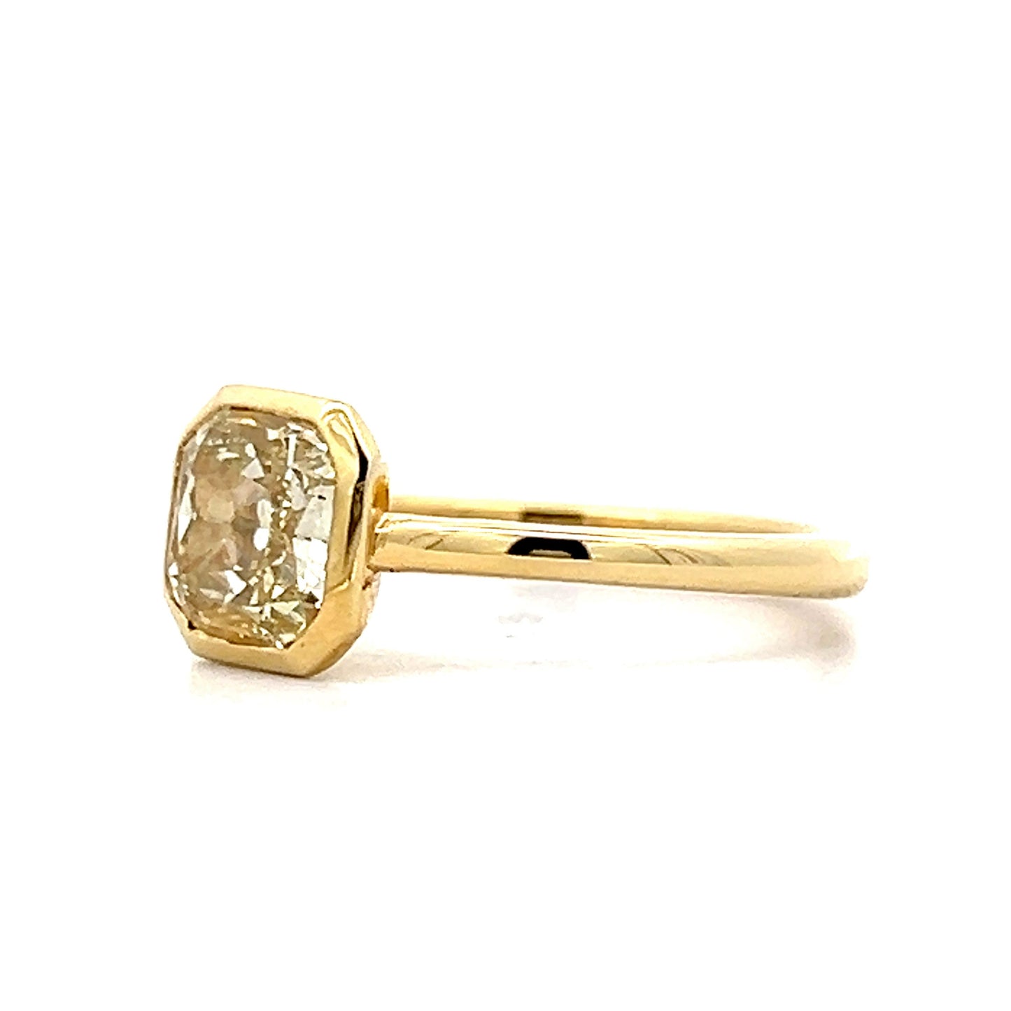 2.00 Carat Cushion Cut Diamond Engagement Ring in Yellow Gold