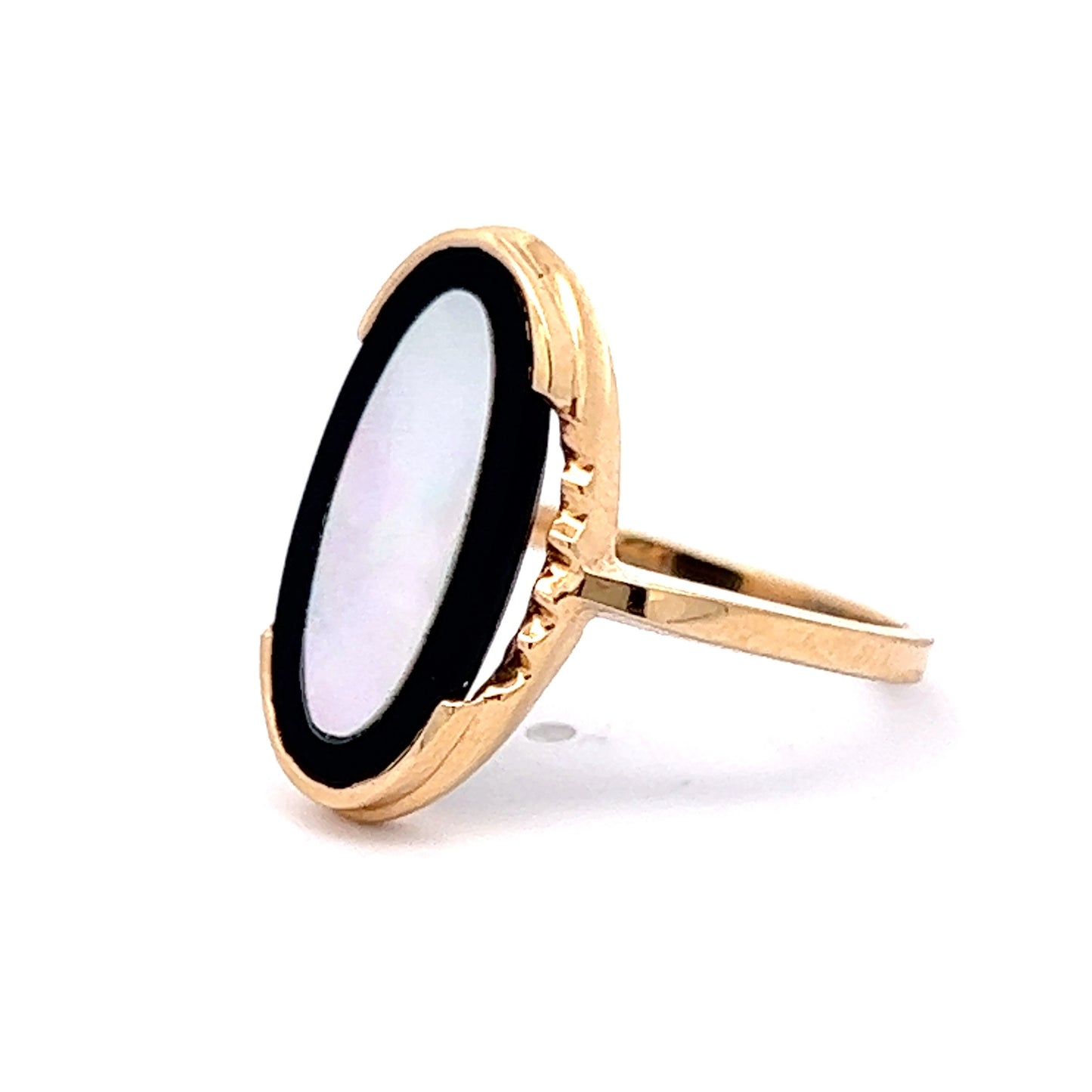 Mother Of Pearl And Black Onyx Cocktail Ring in Yellow Gold