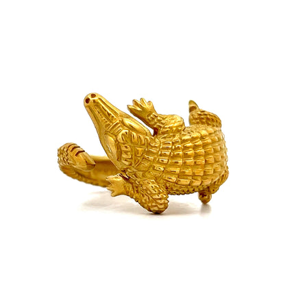 Mens Kieselstein-Cord Alligator Ring with Diamond Eyes in 18k Yellow Gold