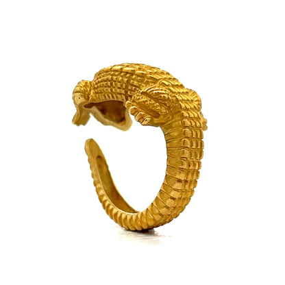 Mens Kieselstein-Cord Alligator Ring with Diamond Eyes in 18k Yellow Gold