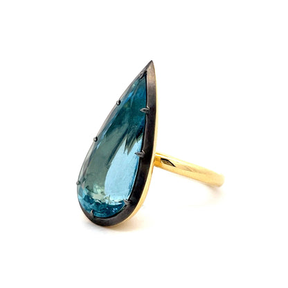 12.94 Vibrant Pear Aquamarine Statement Ring