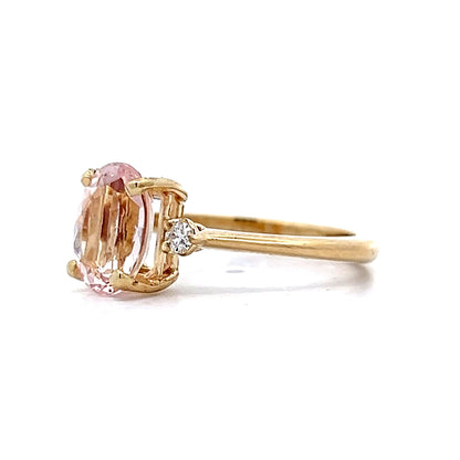 1.75 Oval Cut Morganite in 14k Yellow Gold