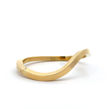 Wavey Bangle Bracelet in 18k Yellow Gold