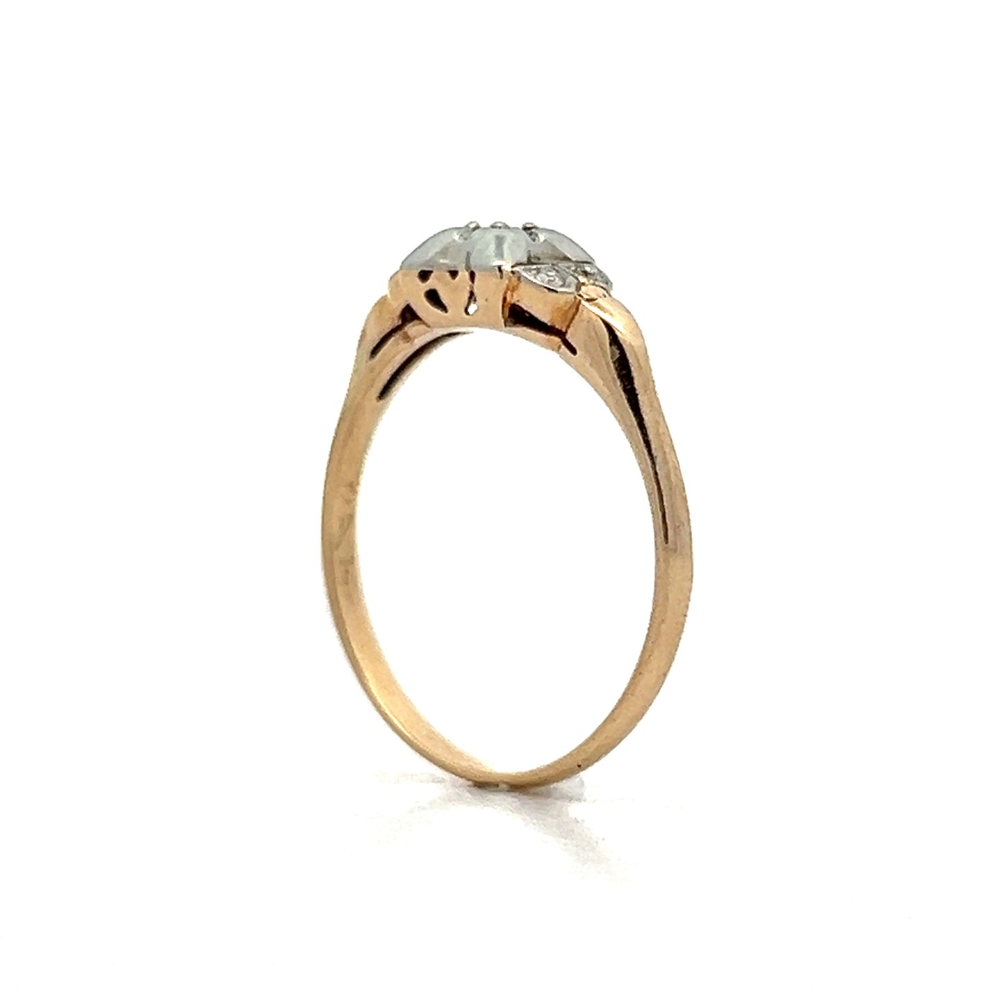 .04 Vintage Retro Engagement Ring in 14k