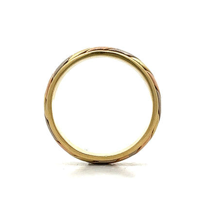 Mens Tri-Tone Milgrain Wedding Band in 14k