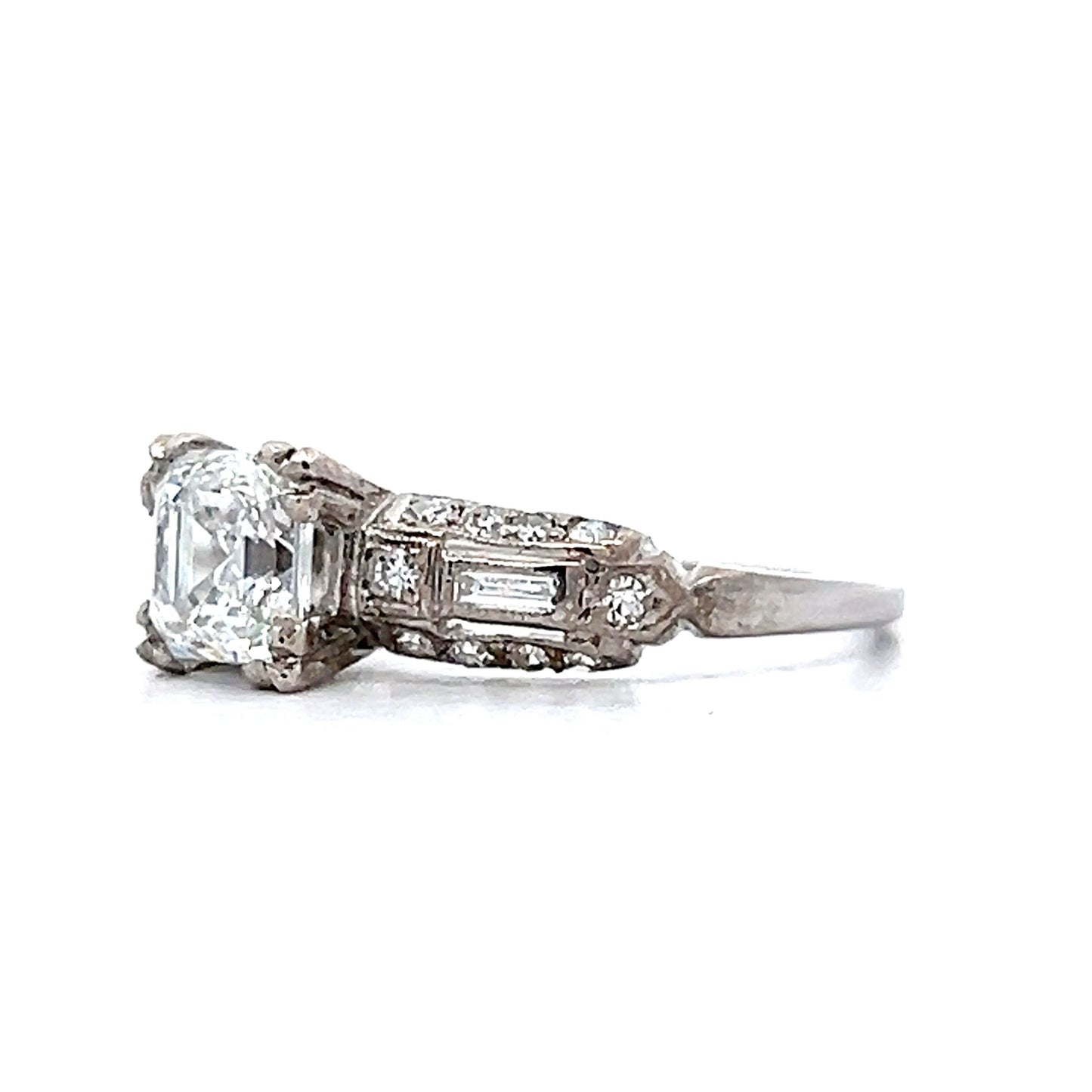 1.01 Asscher Cut Diamond Engagement Ring in Platinum