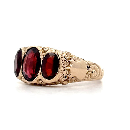 4.04 Men's Victorian Garnet Ring in 10k Yellow Gold