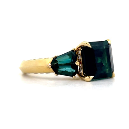 Green Tourmaline & Diamond Ring in 18k Yellow Gold