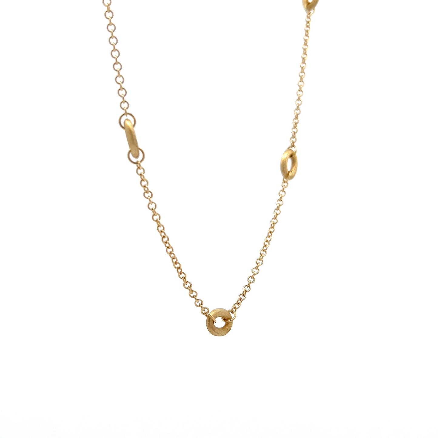 17" Cable Chain Link Necklace in 14k Yellow Gold