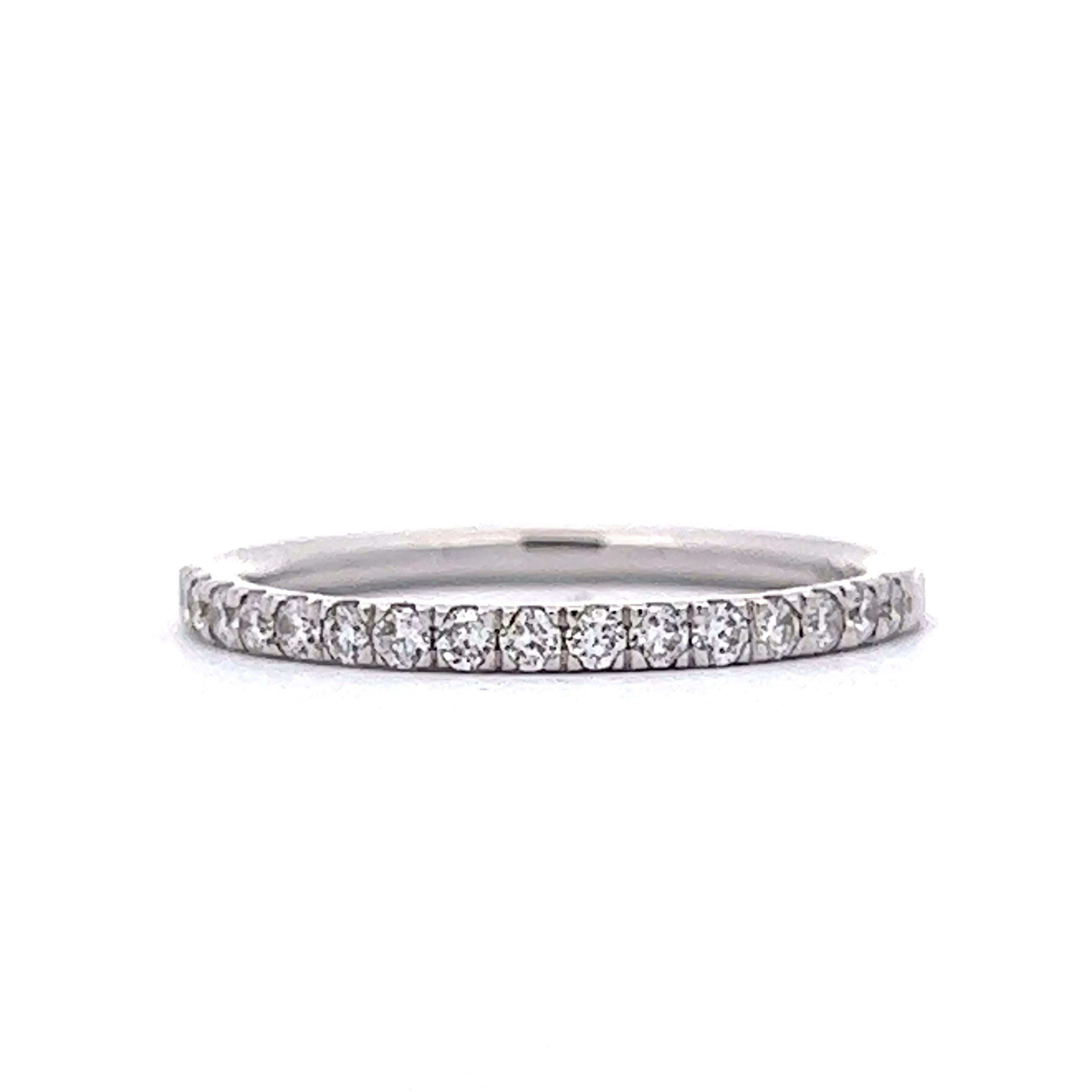 Thin white gold on sale diamond wedding band