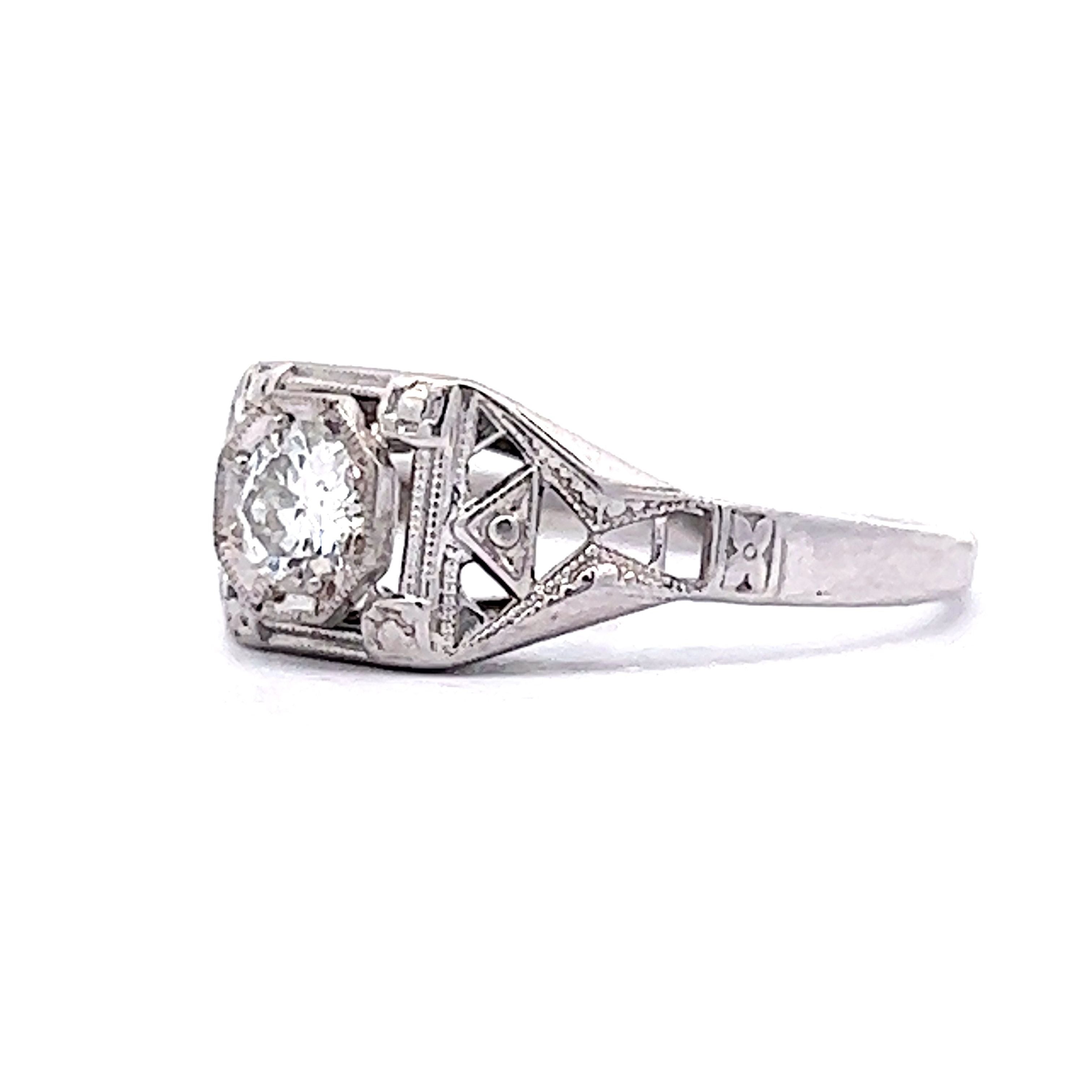 Round Natural Square Shape Diamond Ring, Weight: 3.02 Grams, Size: Custom  at Rs 35640 in Surat