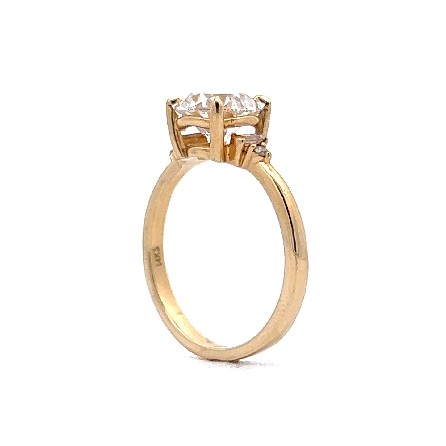 2.01 Round Brilliant Cut Diamond Engagement Ring in 14k Yellow Gold