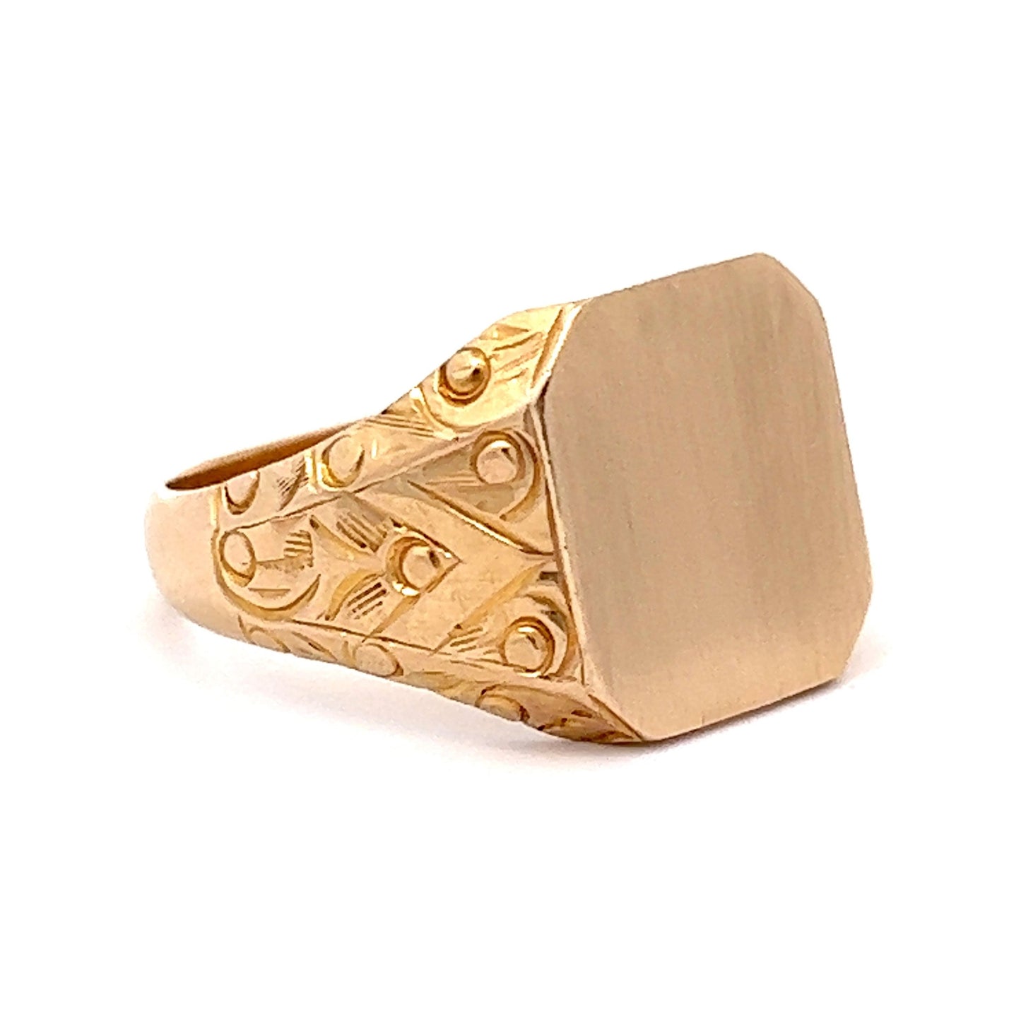 Men's Engraved Signet Ring in 14k Yellow Gold
