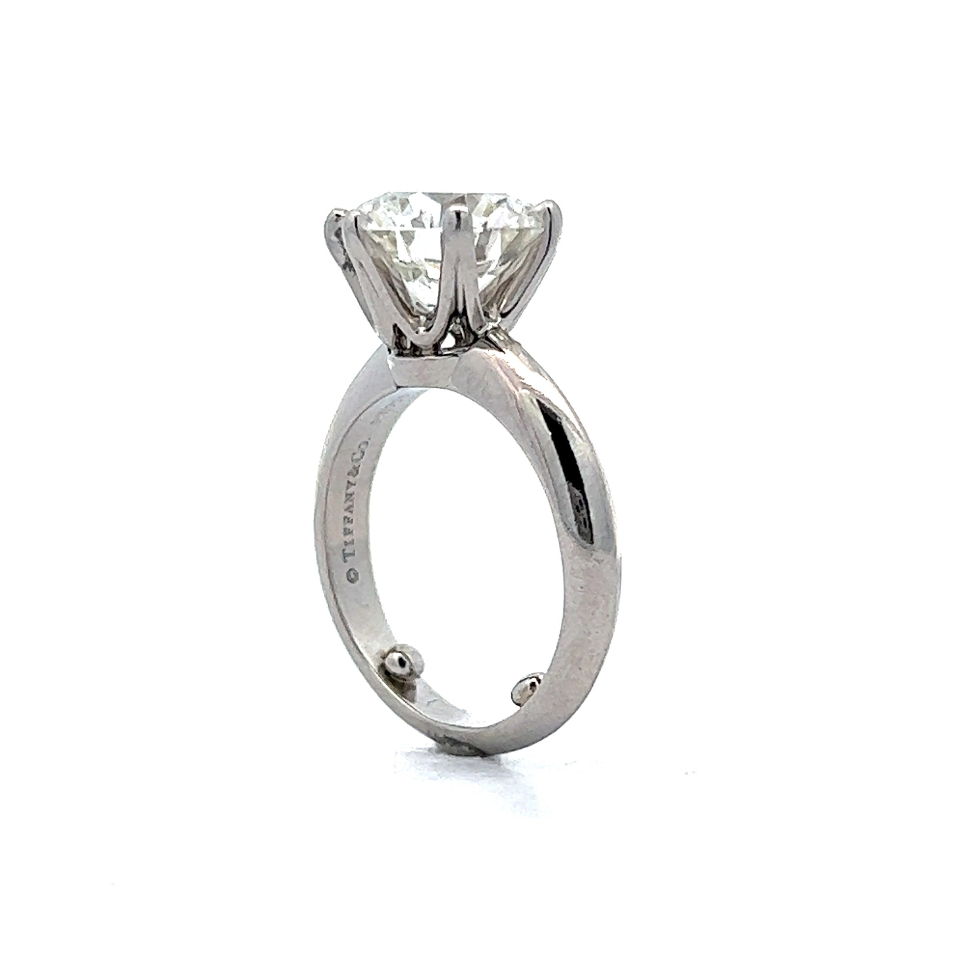 Carat Tiffany Co Solitaire Engagement Ring in Platinum