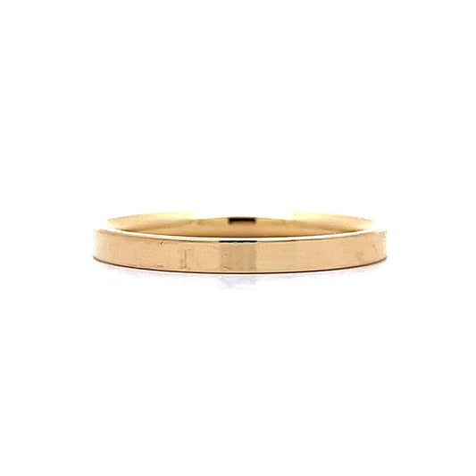 Simple Classic Wedding Band in 18k Yellow Gold
