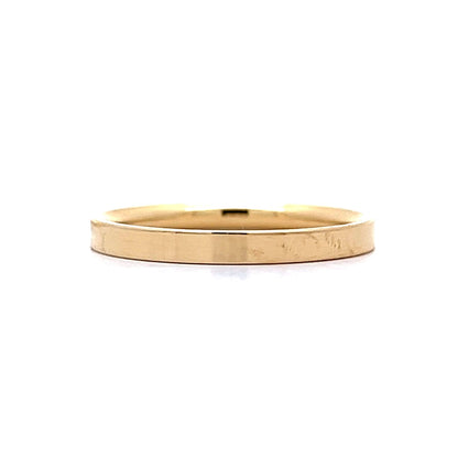 Simple Classic Wedding Band in 18k Yellow Gold