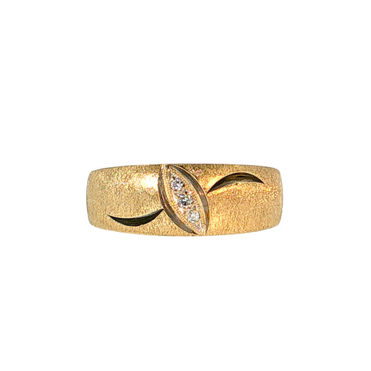 Vintage Mid-Century Diamond Three Stone Wedding Band 14k
