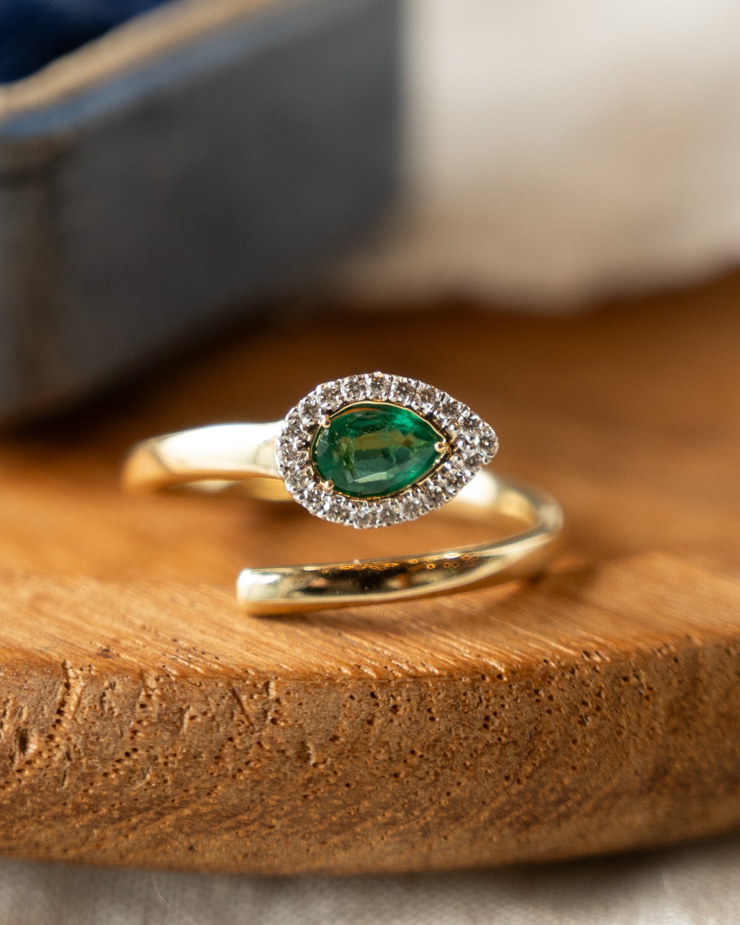.31 Emerald & Diamond Snake Cocktail Ring 14k