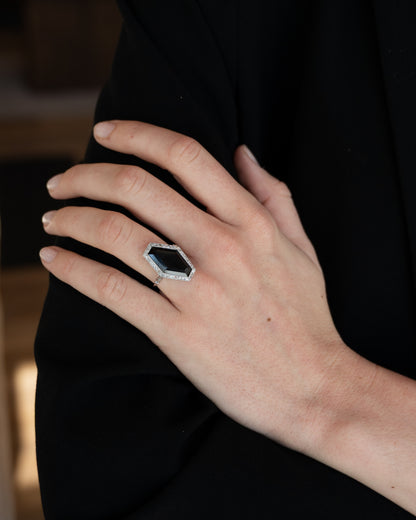 6.50 Vintage Art Deco Sapphire Cocktail Ring Platinum