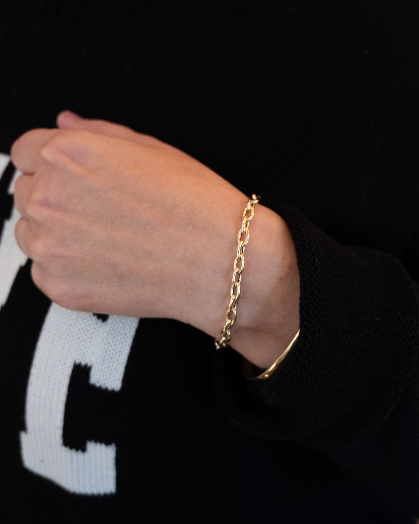 7" Elongated Oval Link Bracelet 14k Yellow Gold