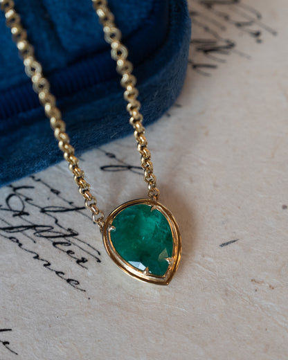 3.91 Pear Emerald Pendant Necklace 14k White Gold