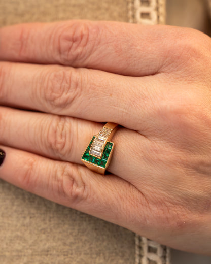 .60 Vintage 1960s Emerald & Diamond Cocktail Ring 14k