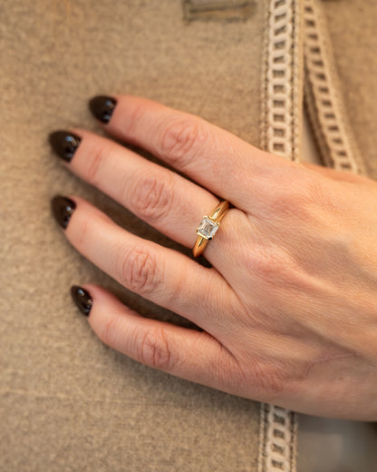 1.01 GIA Asscher Diamond Engagement Ring 18k