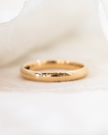 Mens 4mm Half Round Wedding Band 14k Yellow Gold