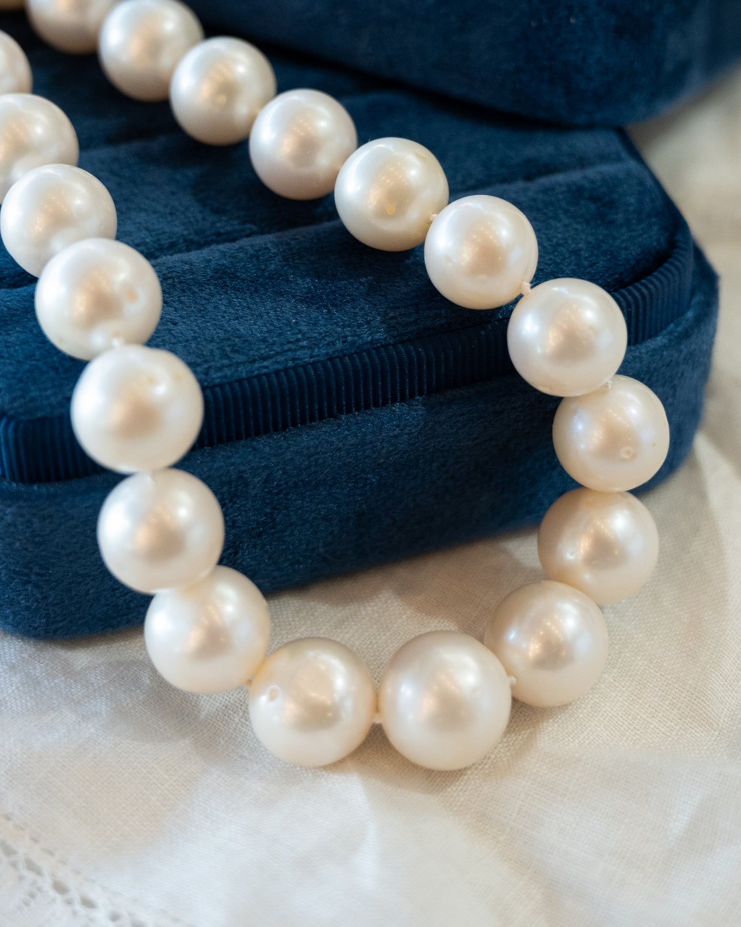 20" Freshwater Pearl Necklace 14k Yellow Gold