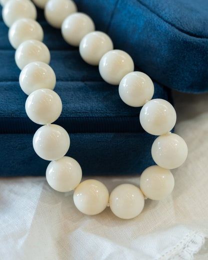 Vintage 1950s White Coral Beaded Necklace 14k