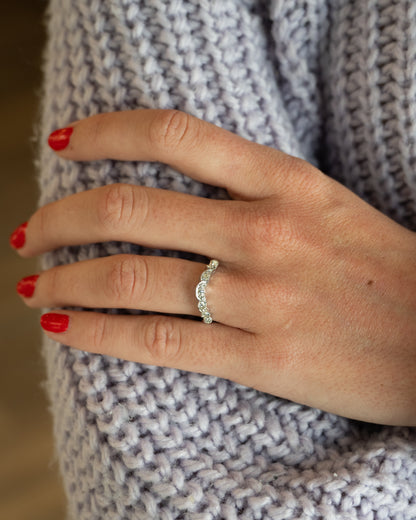 .30 Vintage 1950's Diamond Contour Wedding Band 14k