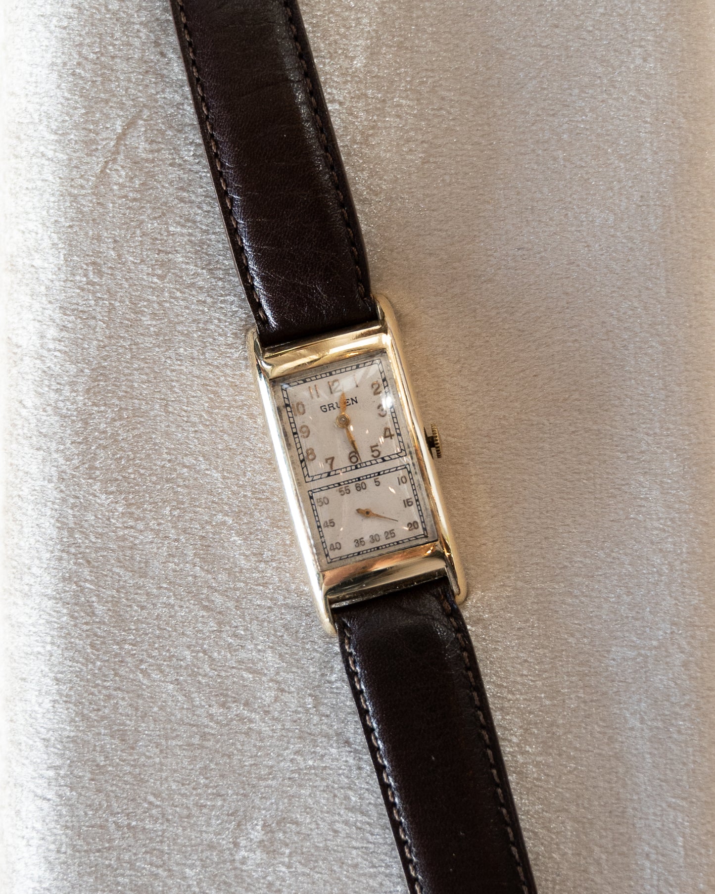 1942 Gruen Doctors Watch 20mm 500-290 10k Yellow Gold