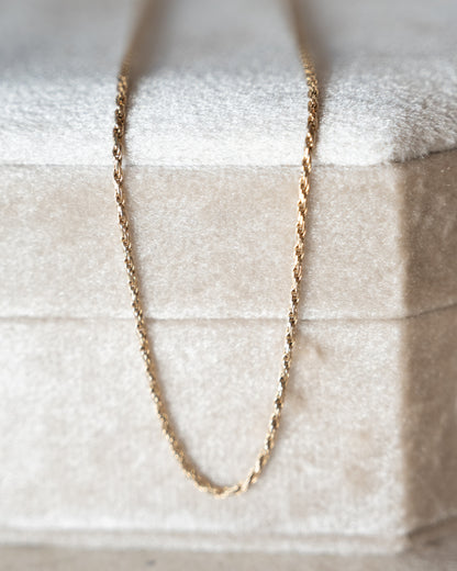22" Twisted Textured Rope Chain Necklace 14k Yellow Gold