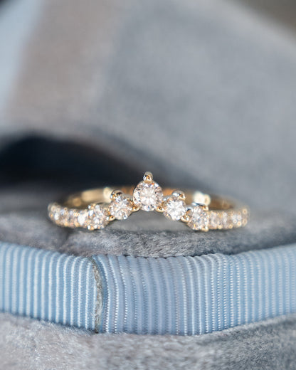 .45 Graduated Diamond Contour Band 14k Yellow Gold