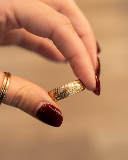 Mens 8mm Engraved Wedding Band 14k Yellow Gold