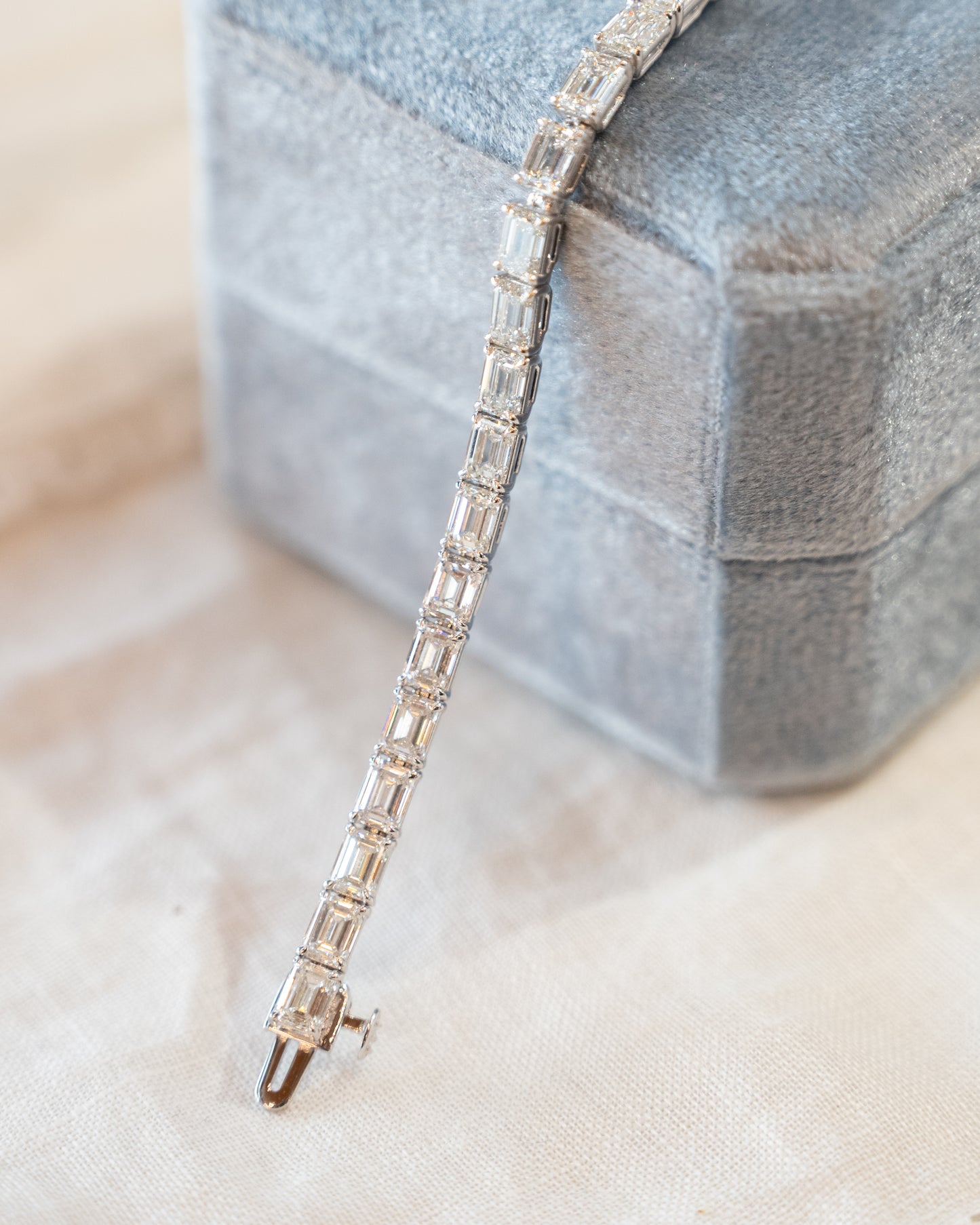 10.91 GIA Emerald Cut Diamond Tennis Bracelet 18k