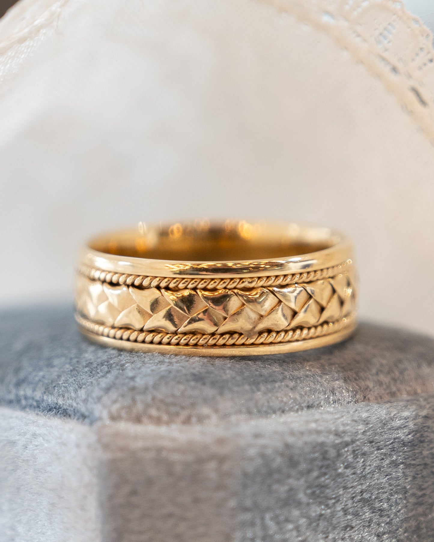 7.75 Mens Braided Texture Wedding Band 14k Yellow Gold