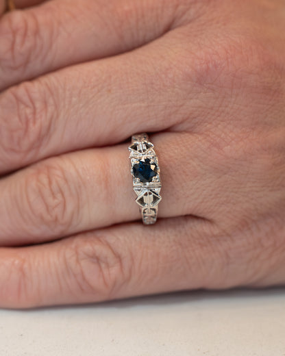 .65 Antique Deco Sapphire Engagement Ring 18k