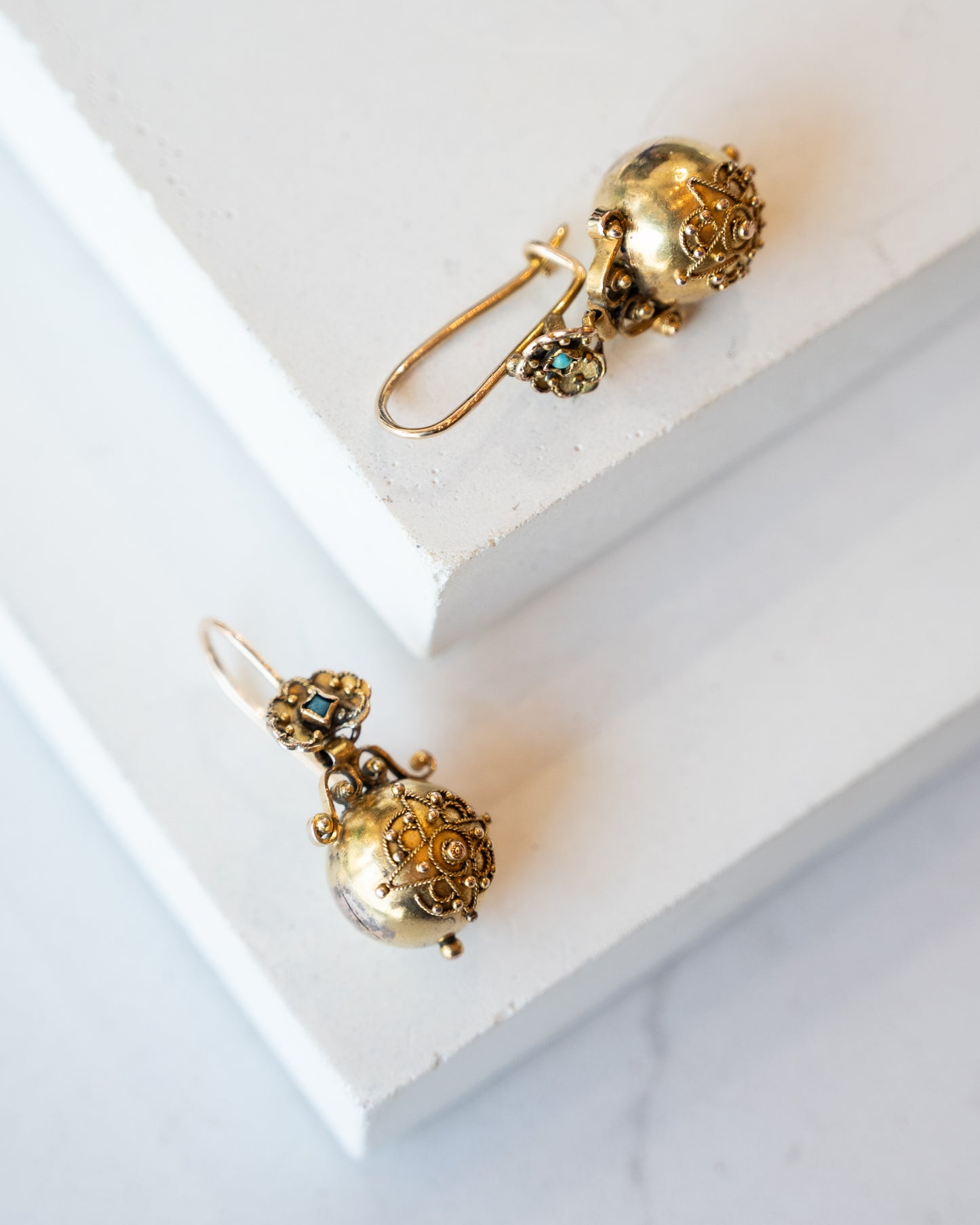 Antique Victorian Dangle Earrings in 14k Yellow Gold