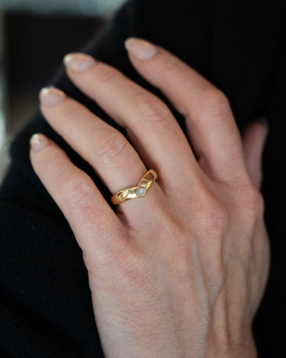 .15 Cartier Triandre Diamond Stacking Ring in 18k