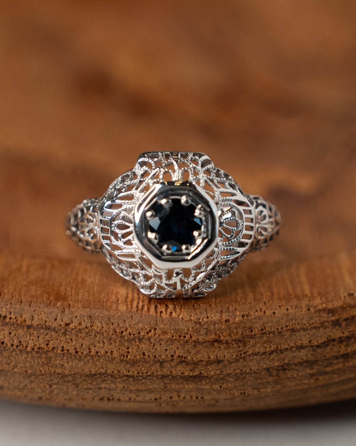 .40 Antique Deco Sapphire Cocktail Ring 18k
