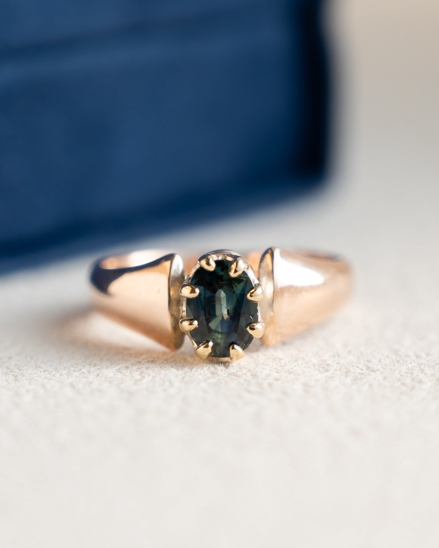 1.00 Vintage Oval Sapphire Engagement Ring 9k