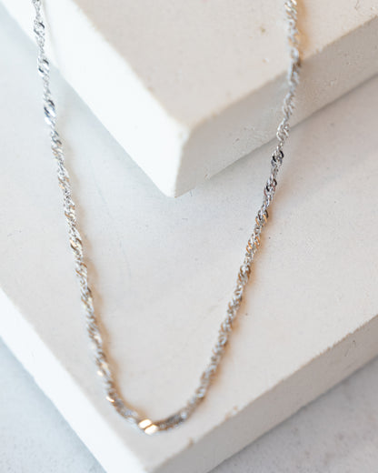 18 Inch Singapore Chain Necklace in 14k White Gold