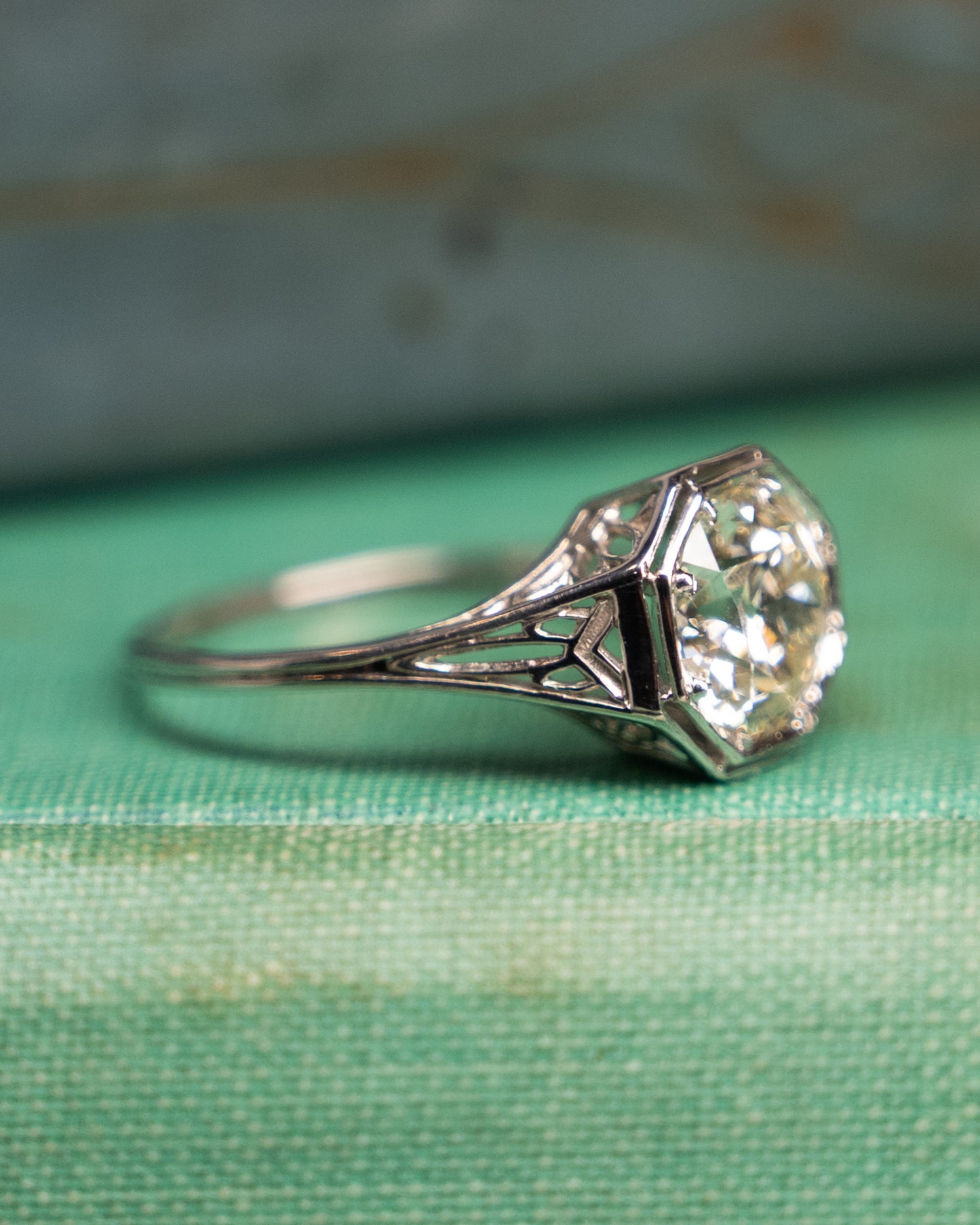 1.99 Antique Art Deco Diamond Engagement Ring Platinum