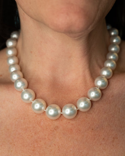 Vintage Mid-Century South Sea Pearl Necklace 18k
