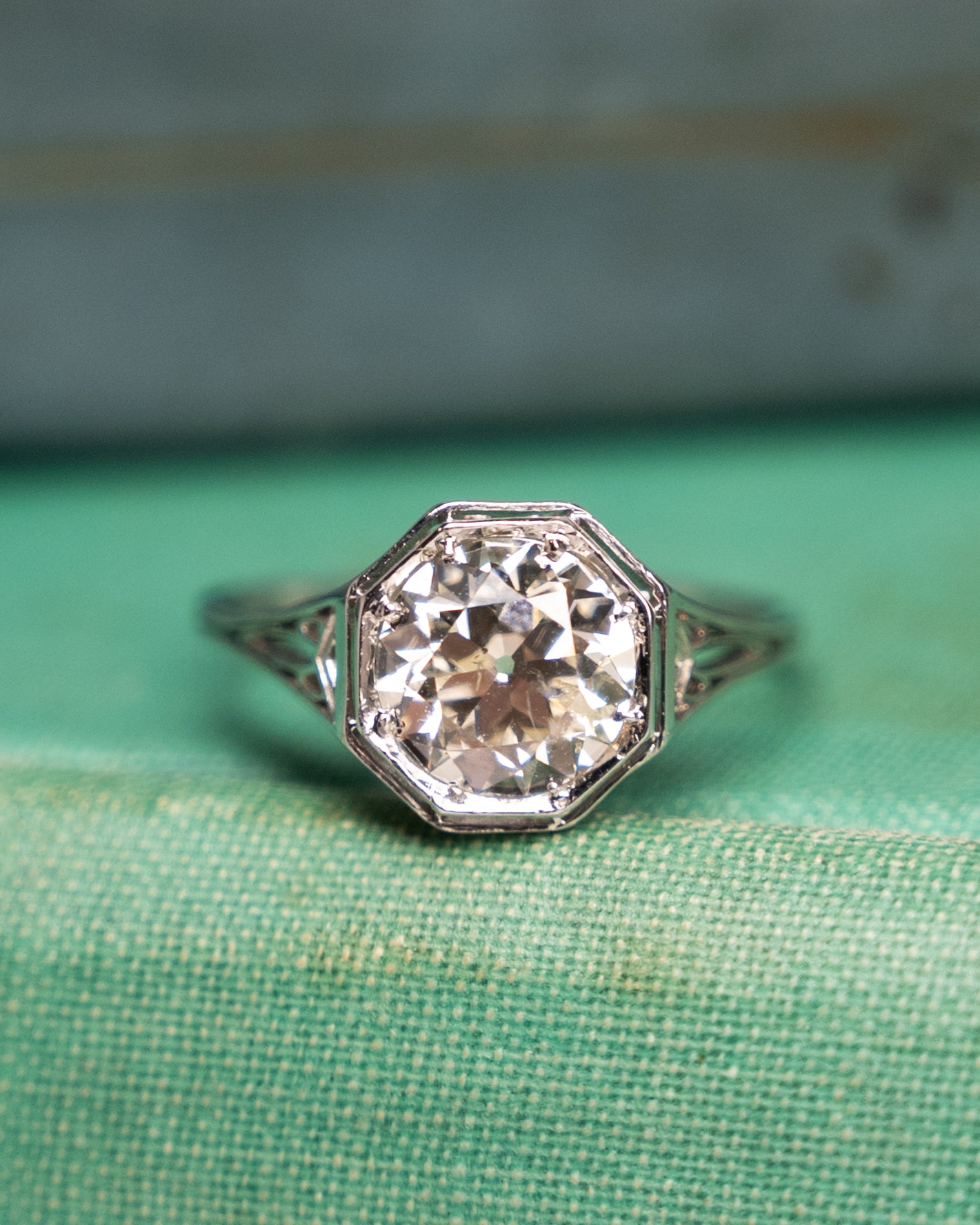 1.99 Antique Art Deco Diamond Engagement Ring Platinum