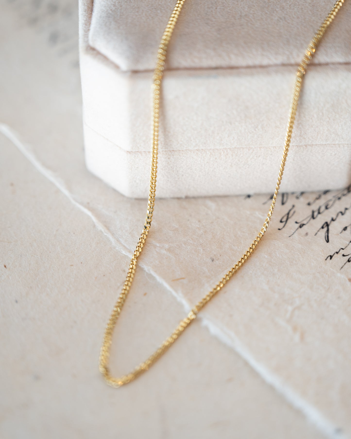 Unisex Flat Curb Link Chain Necklace 10k Yellow Gold