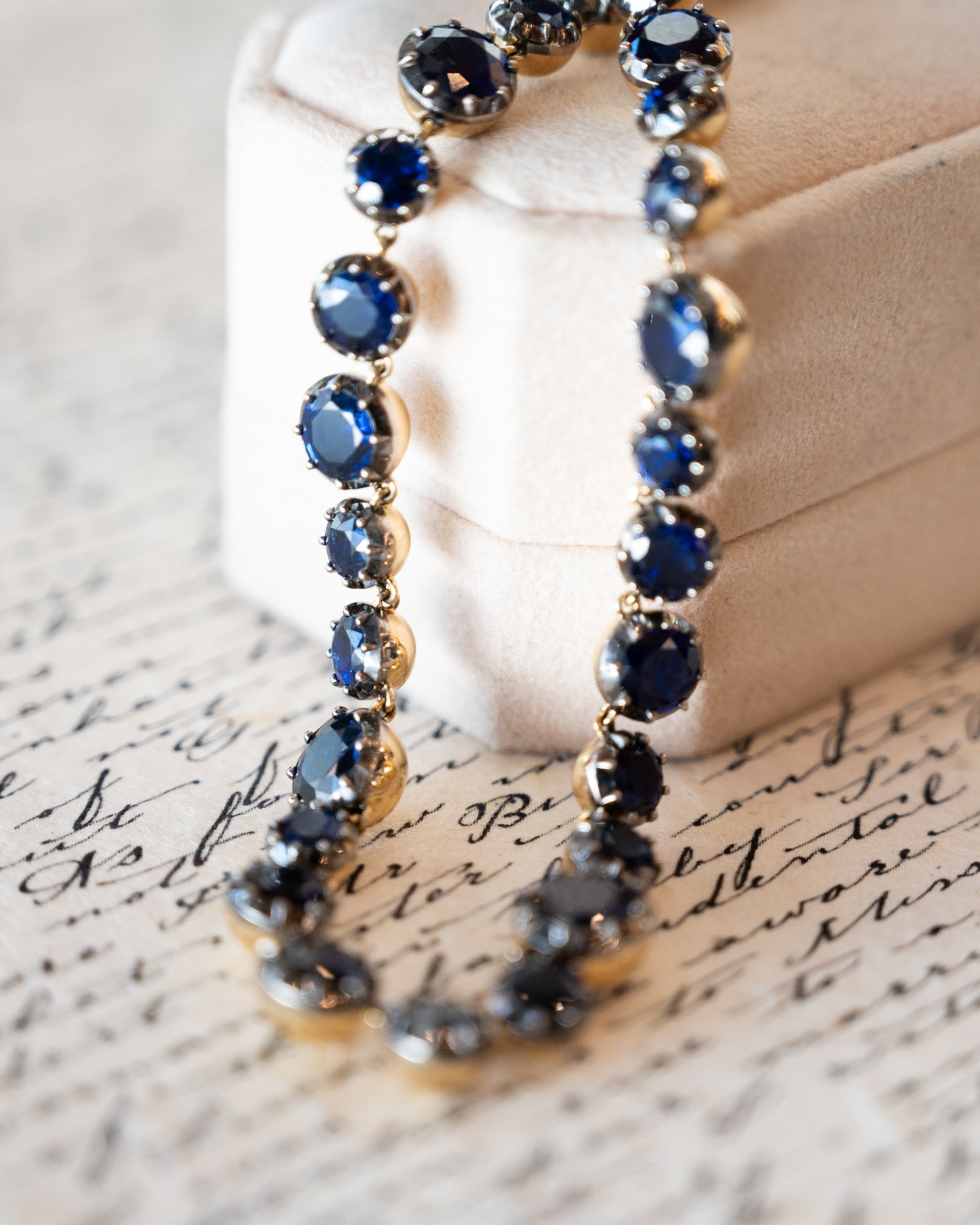 44.71 Round Cut Sapphire Necklace in 18k Yellow Gold