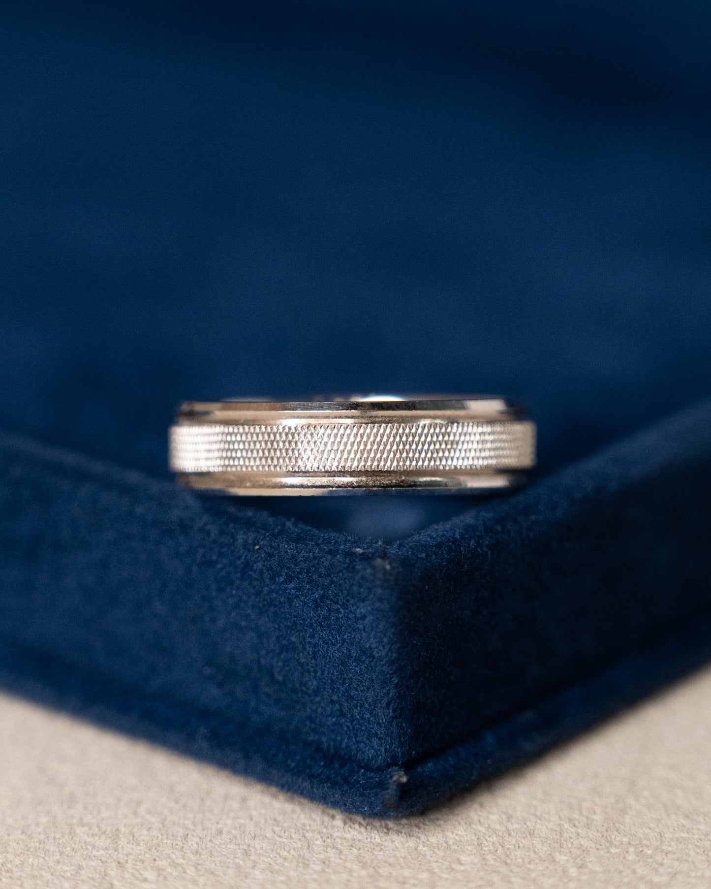 Mens 6mm Textured Step Edge Wedding Band 14k